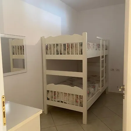 Pau Apartament דירה Vlorë
